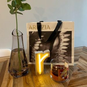 Meet your Posher, Romina